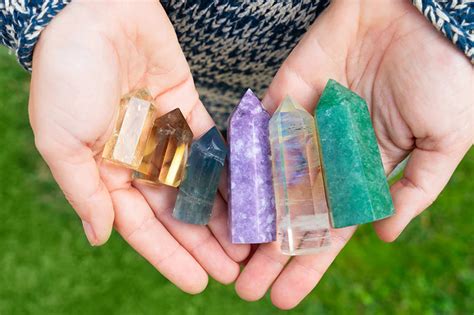 Charging Crystals: The Ultimate Guide to 5 Essential Techniques