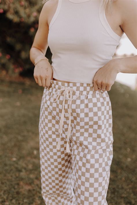 Checkered Pants: A Women's Wardrobe Essential That Never Goes Out of Style