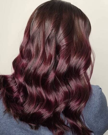 Cherry cola hair color suits a wide range of skin tones and hair textures