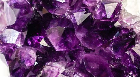 Chevron Amethyst: Unveiling Its Physical Healing Virtues