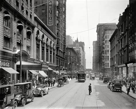 Chicago Classic Photographs Reader