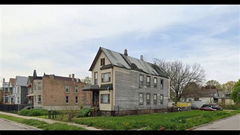 Chicago s Uptown Public policy neighborhood decay and citizen action in an urban community Urban insight series Kindle Editon