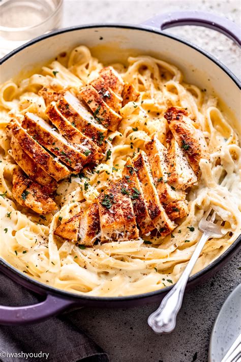 Chicken Alfredo: