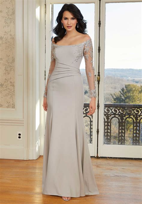 Chiffon Mother of the Bride Dresses: The Epitome of Elegance and Grace