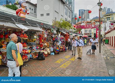 Chinatown Street Market: