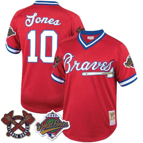 Chipper Jones Braves T-Shirt: A Throwback to a Legendary Slugger