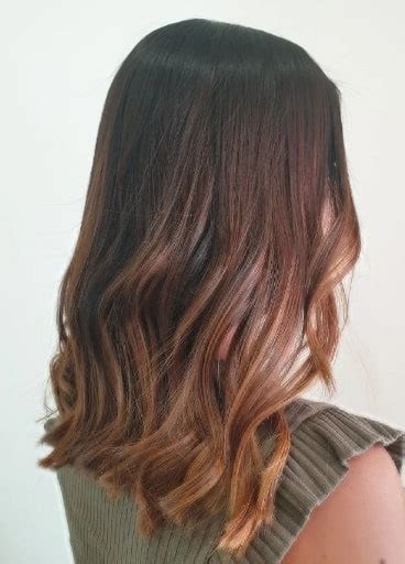 Chocolate Caramel Hair Color: A Luscious Blend for Alluring Tresses