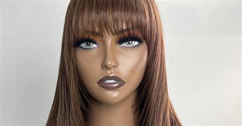 Choose a wig that is the right size and style for you.