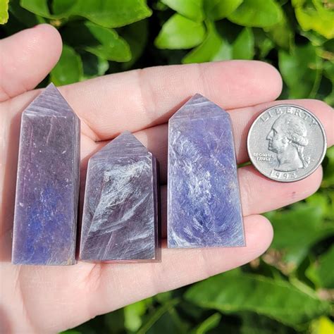 Choose high-quality lepidolite: