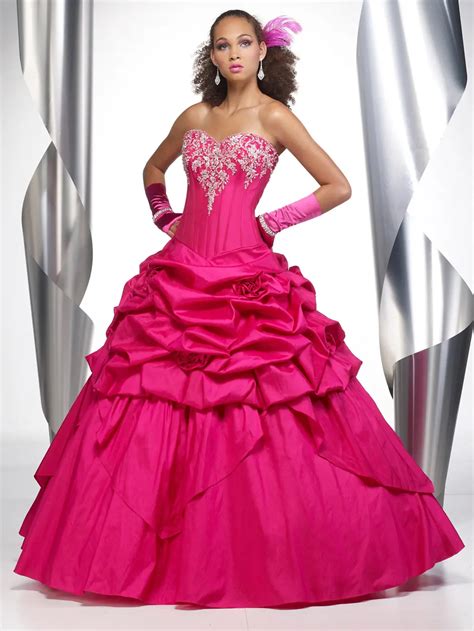 Choose the Perfect Quinceañera Dress: A Guide for Every Budget and Style