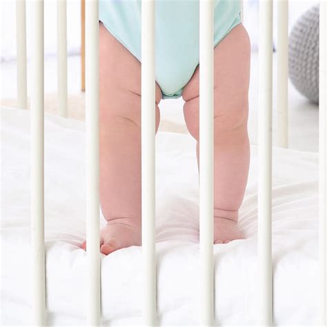 Choosing the Perfect Crib and Mattress: A Comprehensive Guide for Parents