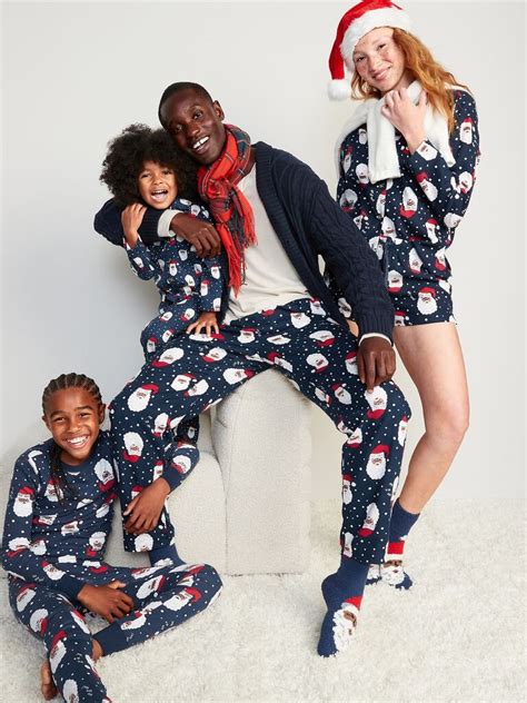 Choosing the Perfect Matching Christmas PJs