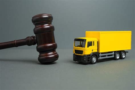 Choosing the Right Truck Accident Law Firm for You