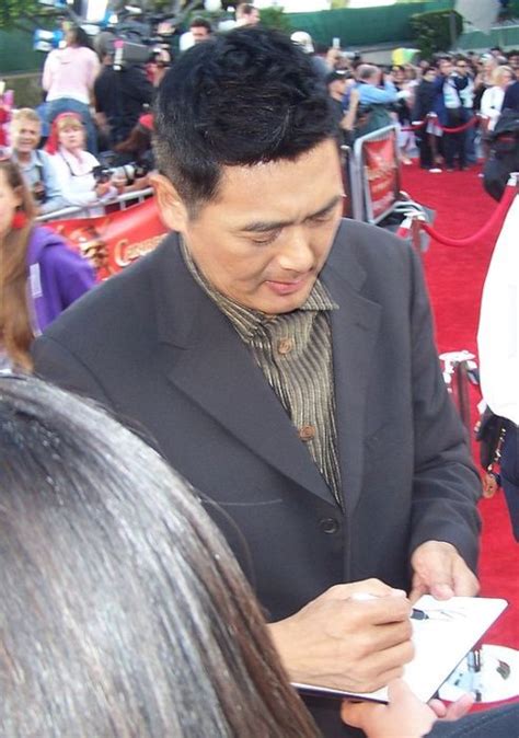 Chow Yun-fat Height: Uncovering the Enigmatic Stature of the Hong Kong Legend