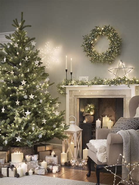 Christmas Tree LED Lights: A Comprehensive Guide to Lighting Up Your Holidays