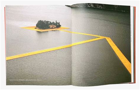 Christo and Jeanne-Claude Prints and Objects A Catalogue Raisonné