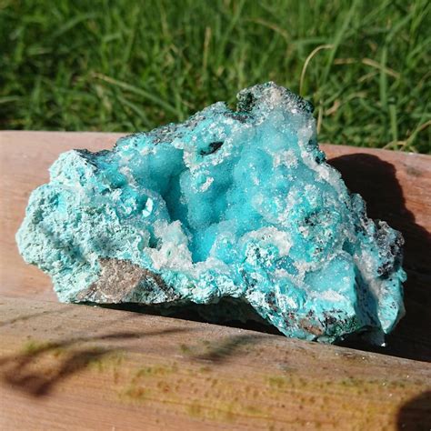 Chrysocolla in Quartz: A Dazzling Symphony of Blue and Green