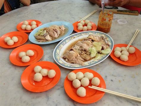 Chung Wah Chicken Rice Ball Melaka: A Culinary Landmark with a 100-Year Legacy