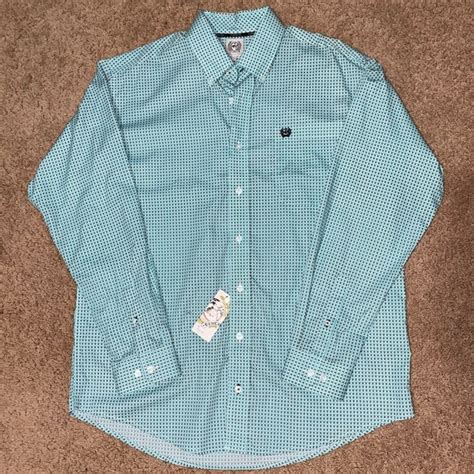 Cinch Button Up Shirts: The Perfect Addition to Your Wardrobe