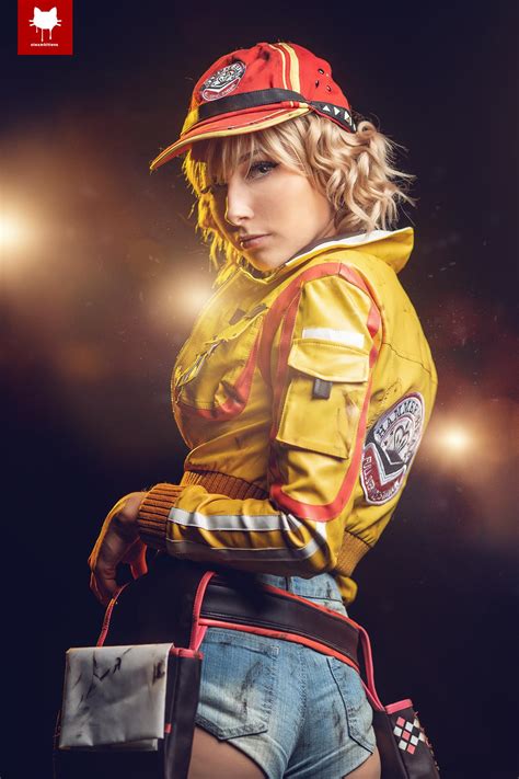 Cindy Aurum Cosplay: