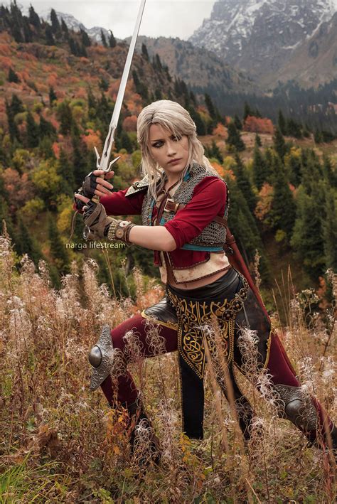 Ciri Cosplay: Embracing the Enigmatic Witcheress