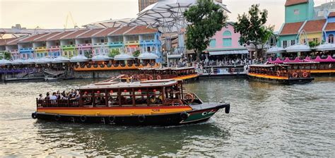 Clarke Quay Jetty: A Fleeting Glimpse into Singapore's Riverfront Heritage