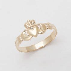 Class Ring Alternatives: A Comprehensive Guide to Unique and Meaningful Keepsakes