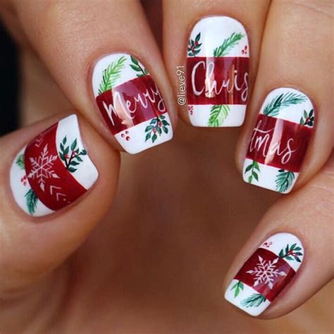 Classic Christmas Nail Designs