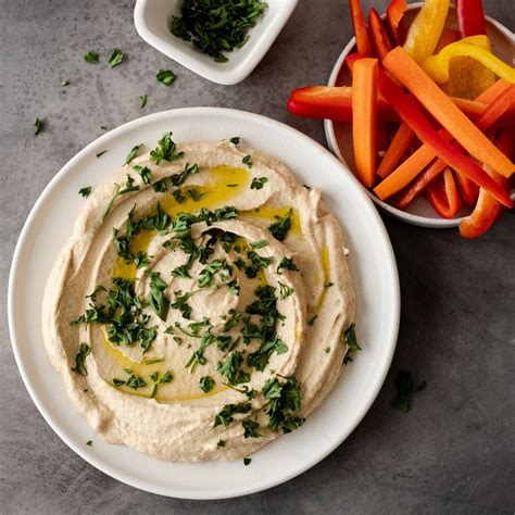 Classic Hummus: