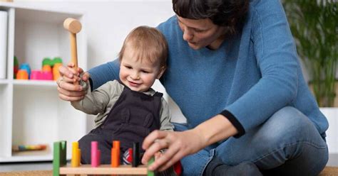 Claudia Chefer: Uma Especialista em Desenvolvimento Infantil e Psicologia Positiva