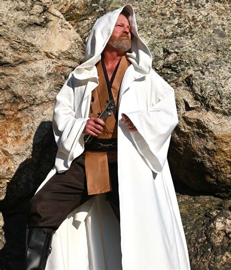 Cloak Jedi: Unraveling the Enigmatic Wear of the Guardians of Peace