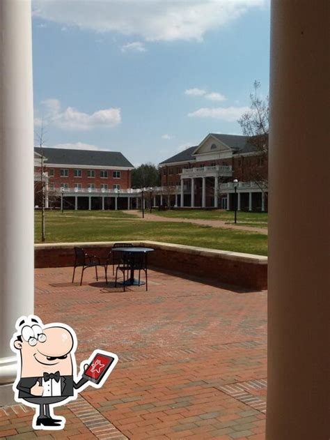 Clohan Dining Hall: A Culinary Destination at the Heart of Dartmouth College