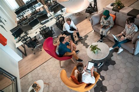 Co-working and Innovation Hub: