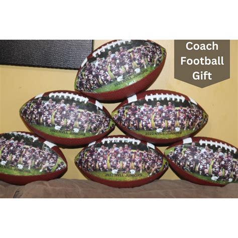 Coaches Gift Ideas That Will Help Them Score a Touchdown