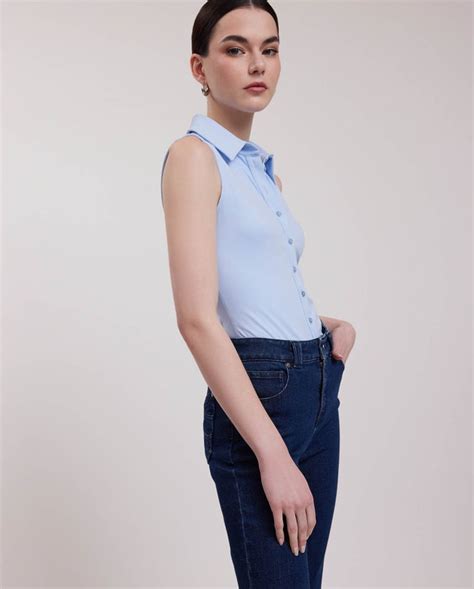 Collared Shirts for Women: Elevate Your Wardrobe with Timeless Charm