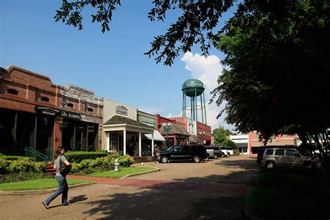 Collierville to Memphis: A Comprehensive Guide to Everyday Adventures
