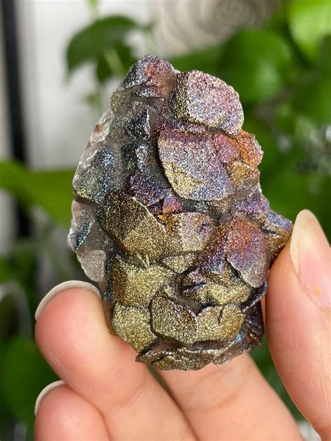 Colorful Pyrite: A Stunning and Versatile Material for Art, Design, and Industry