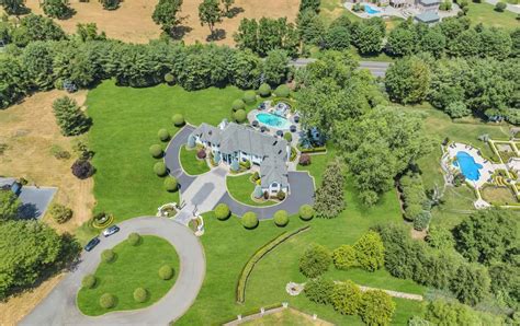 Colts Neck New Jersey: An Oasis of Opulence and Tranquility