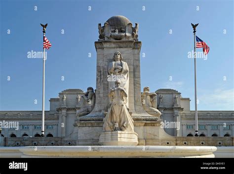 Columbus Memorial; Containing the First Letter of Columbus Descriptive of His Voyage to the New Worl Reader