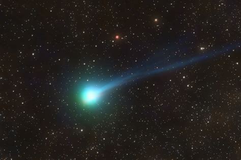 Comet Tonight: An Enlightening Celestial Wonder