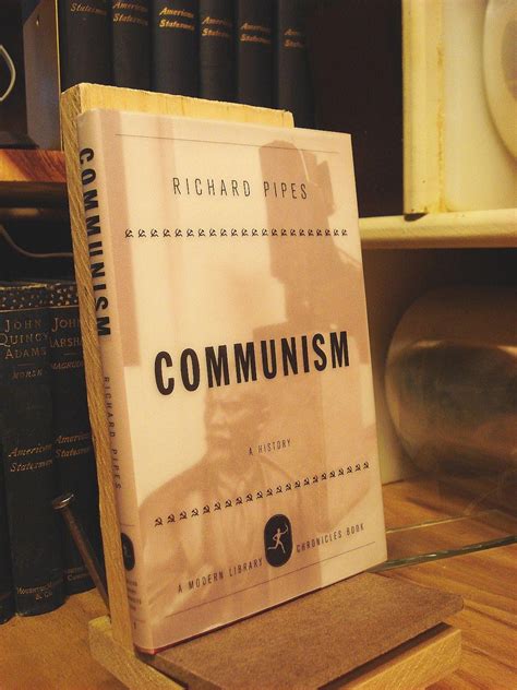 Communism Modern Library Chronicles PDF