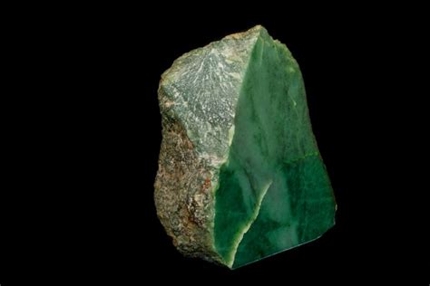 Composition and Origins of Nephrite Jade