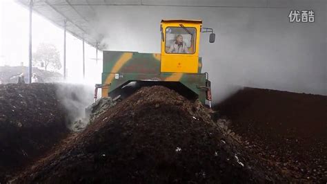 Compost Turning Machine: A Revolutionary 101 for Efficient Composting