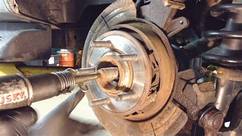 Comprehensive Guide to 2004 Ford Explorer Wheel Bearings: Maintenance, Replacement, and Troubleshooting