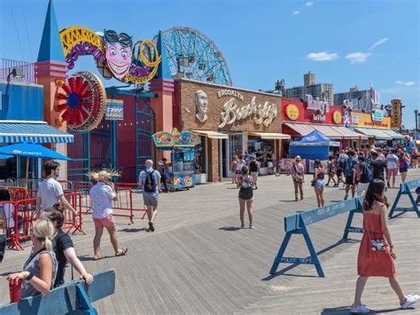 Coney Island 2025: How to Get There VS Best Routes