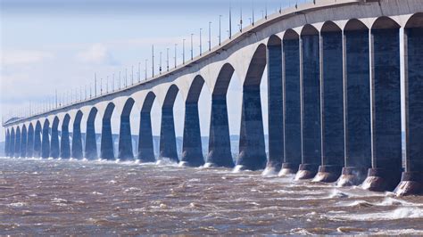 Confederation Bridge: A Masterpiece of Engineering Connecting Atlantic Canada