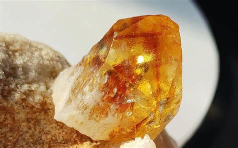 Congo Citrine: A Comprehensive Delve into Nature's Golden Gem