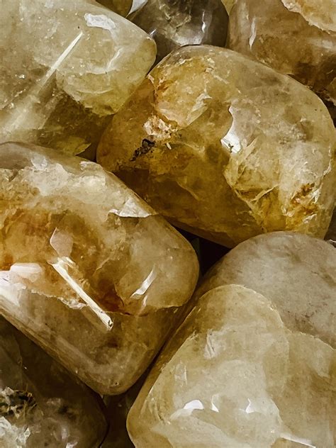 Congo Citrine: An Exclusive Exploration into the Realm of Golden Healing