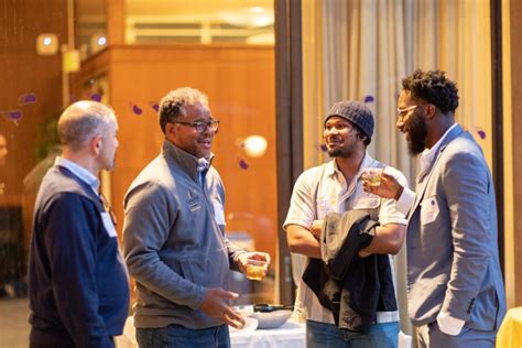 Connect with other students and alumni.