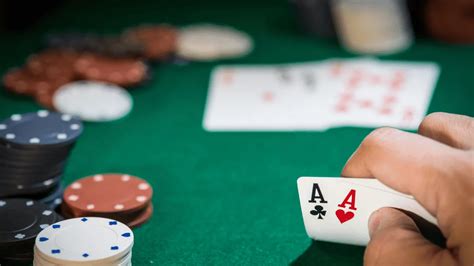 Conquer the Felt: Mastering the Thrill of Hold'em Poker